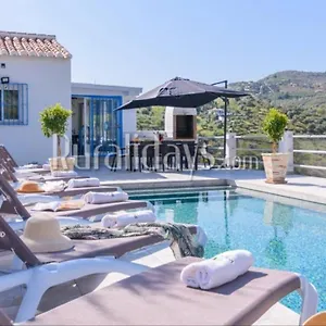 finca-las-caas.1costadelsol.com/